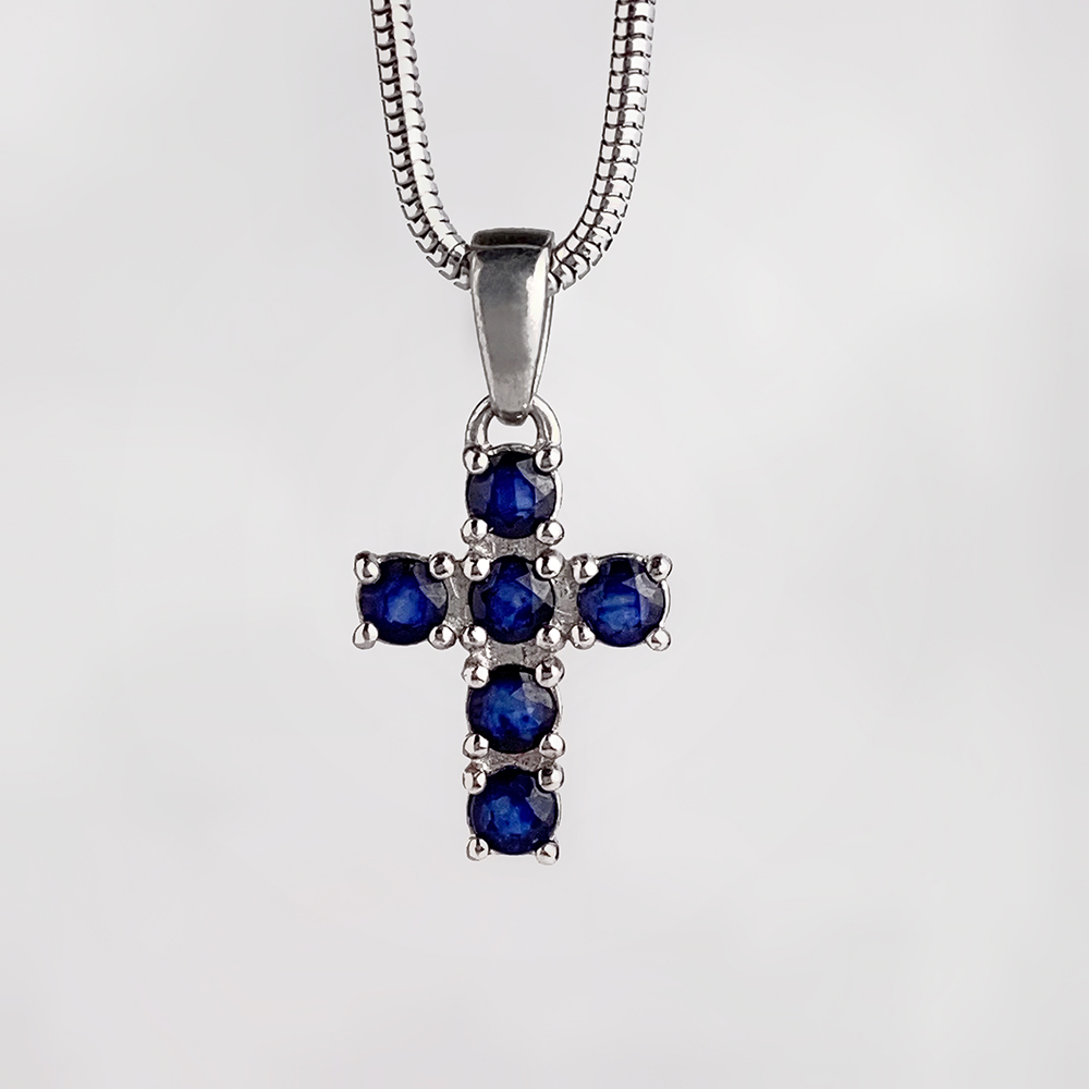 Нательный крестик серебряный с сапфирами