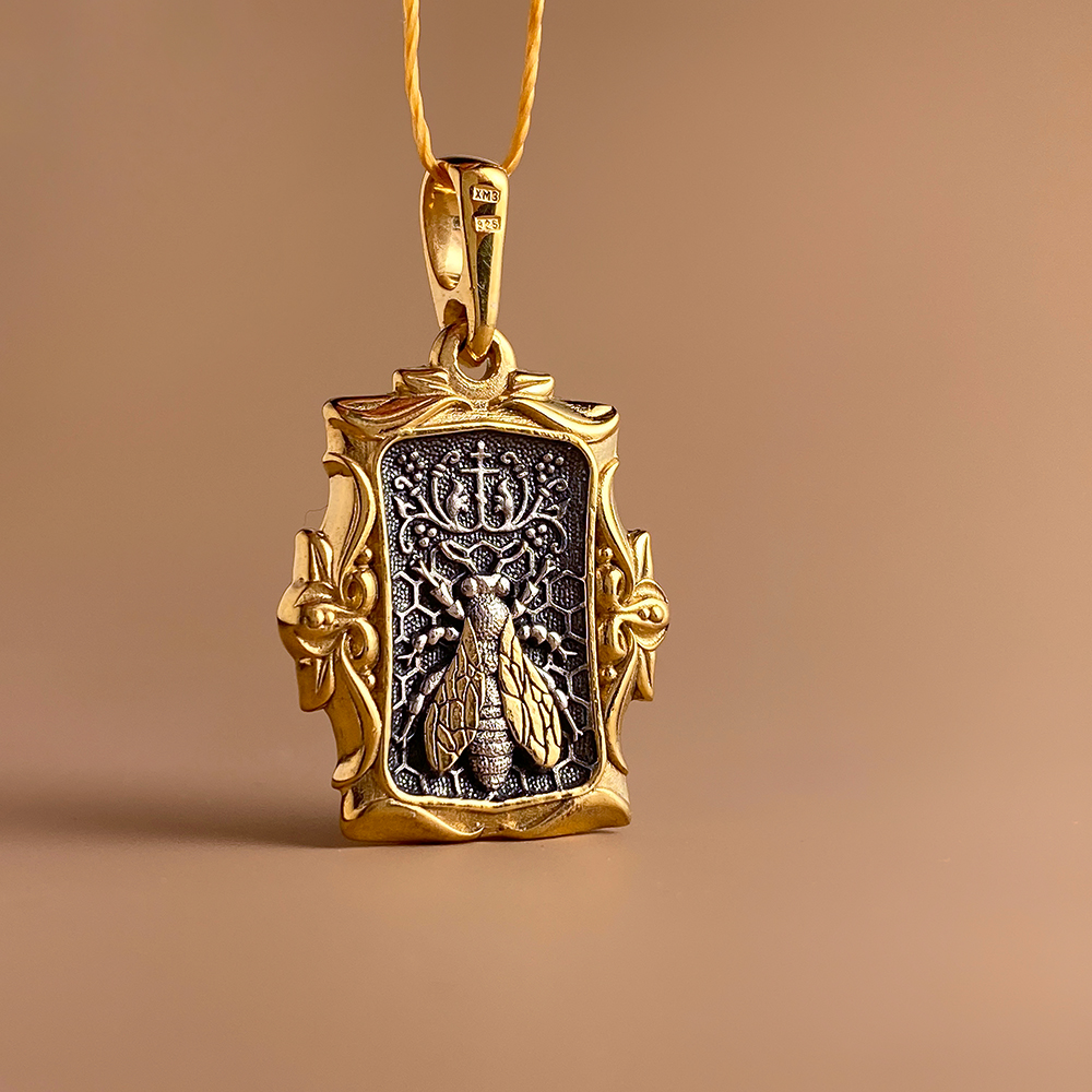 Нательная икона Божьей Матери «Киккская» (Милостивая) серебро/золочение