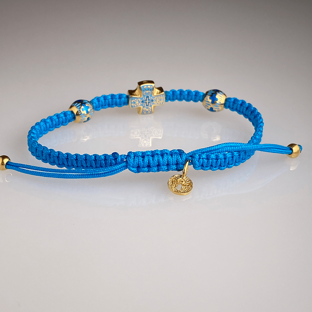 Браслет №20 на голубой нити с эмалью