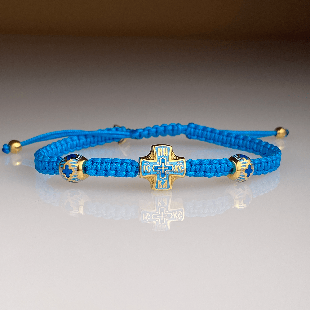 Браслет №20 на голубой нити с эмалью