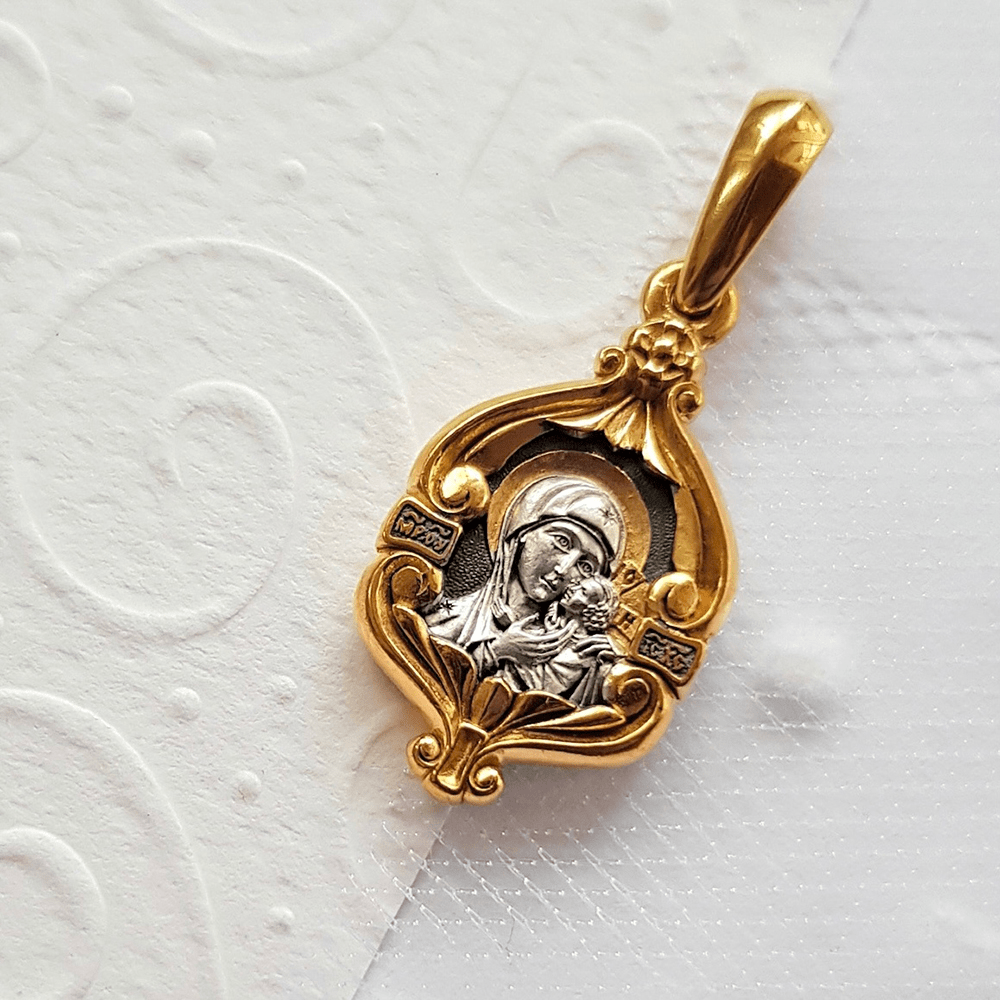 Нательная икона Божьей Матери «Касперовская» серебро/золочение