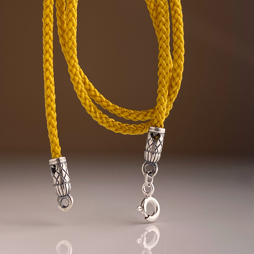 Шнурок на шею золотистый cеребро