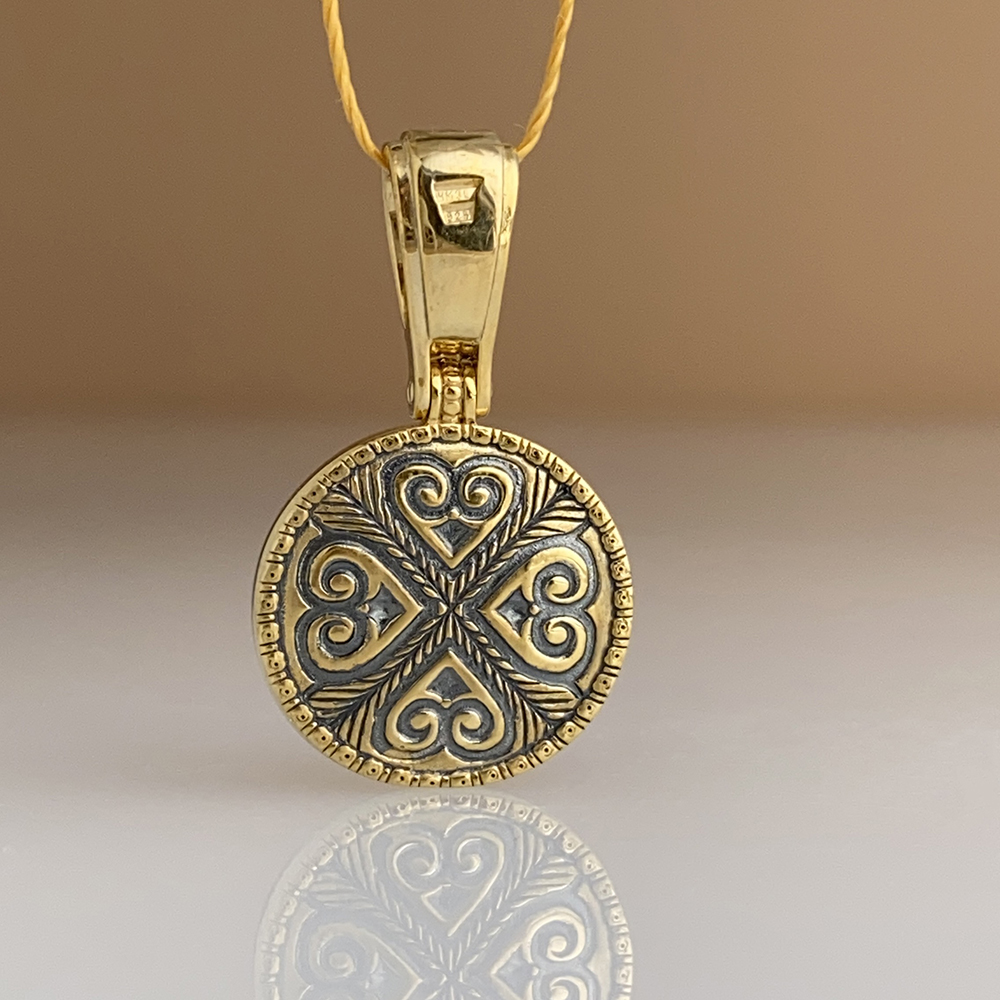 Нательная икона Богородицы «Казанская» ПД105 серебро/золочение