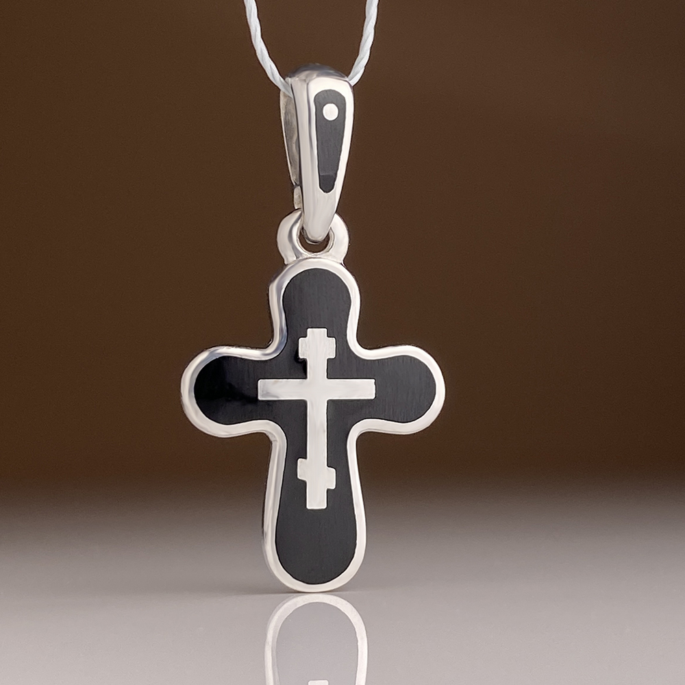 Нательный крестик с черной эмалью «К021» серебро/родий