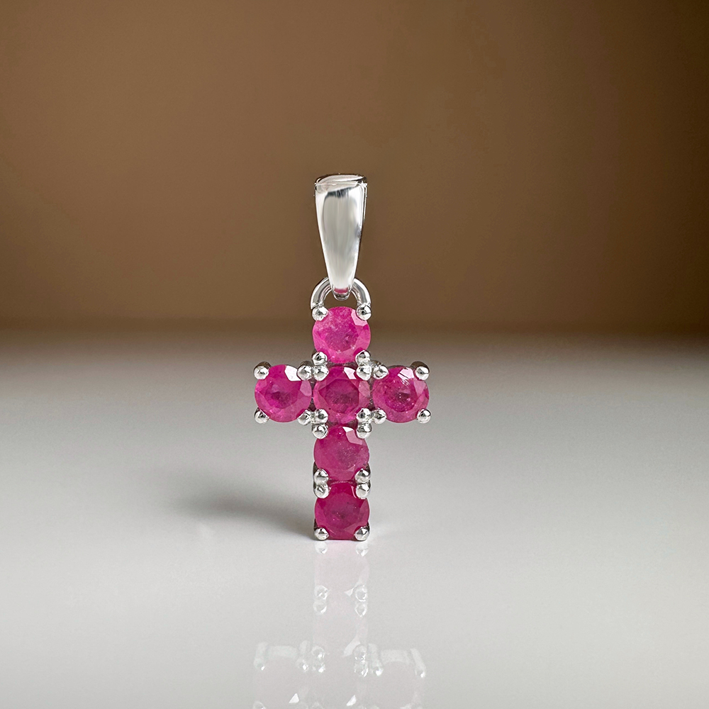 Женский крестик с природными рубинами малый