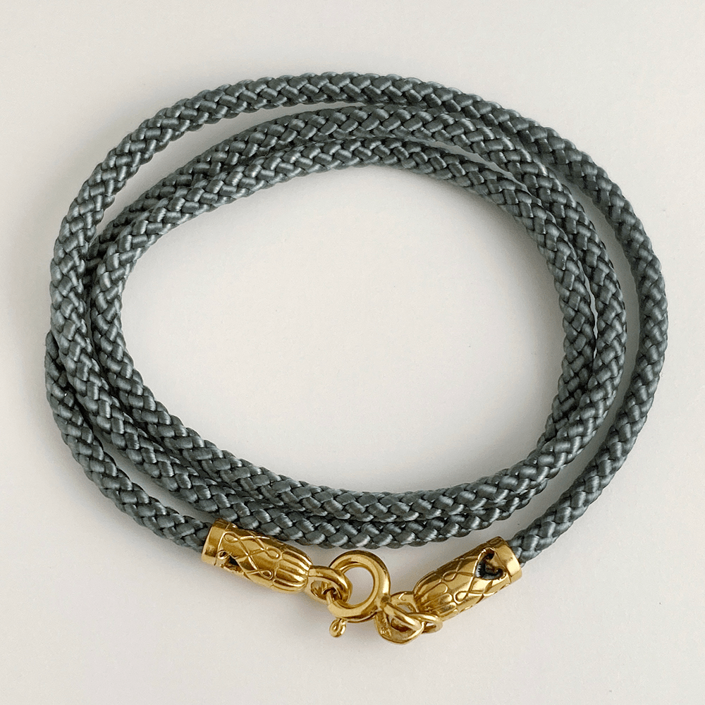 Шнурок на шею графит серебро/позолота